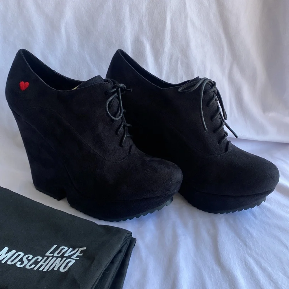 Love Moschino brand new
